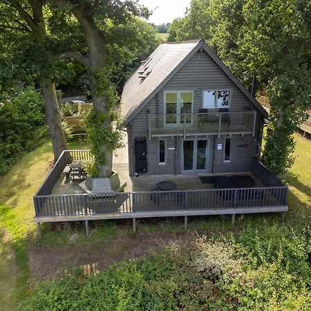 Ilodge Ultra Louth  Exteriör bild